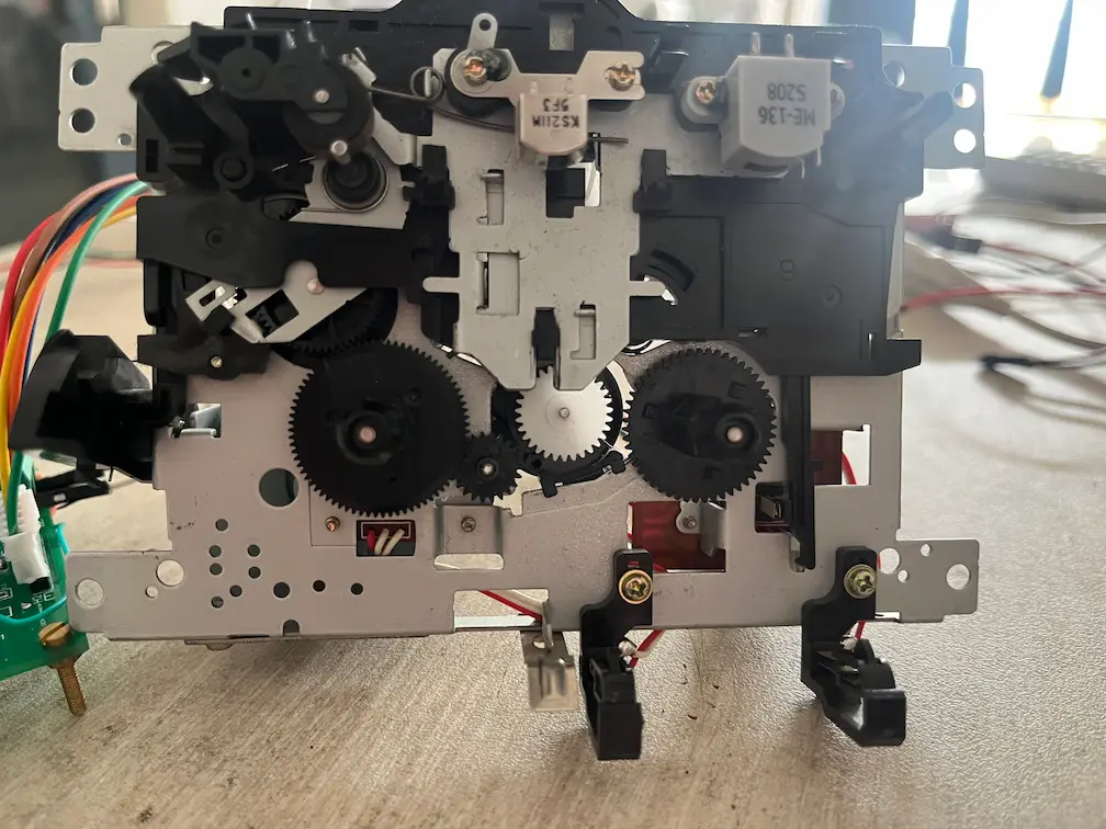 Cassette deck gear train and motor mechanism controlled by the ESP32 board